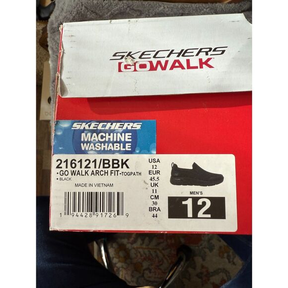 NEW--SKECHERS GO Walk Arch Fit Men's sz 12 Black Slip On Lightweight Comfortable - Picture 3 of 11